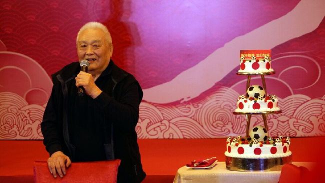 杨梓鑫因参加2017年《快乐男声》而进入大众视野，并成功加入罗志祥战队闯进全国八强